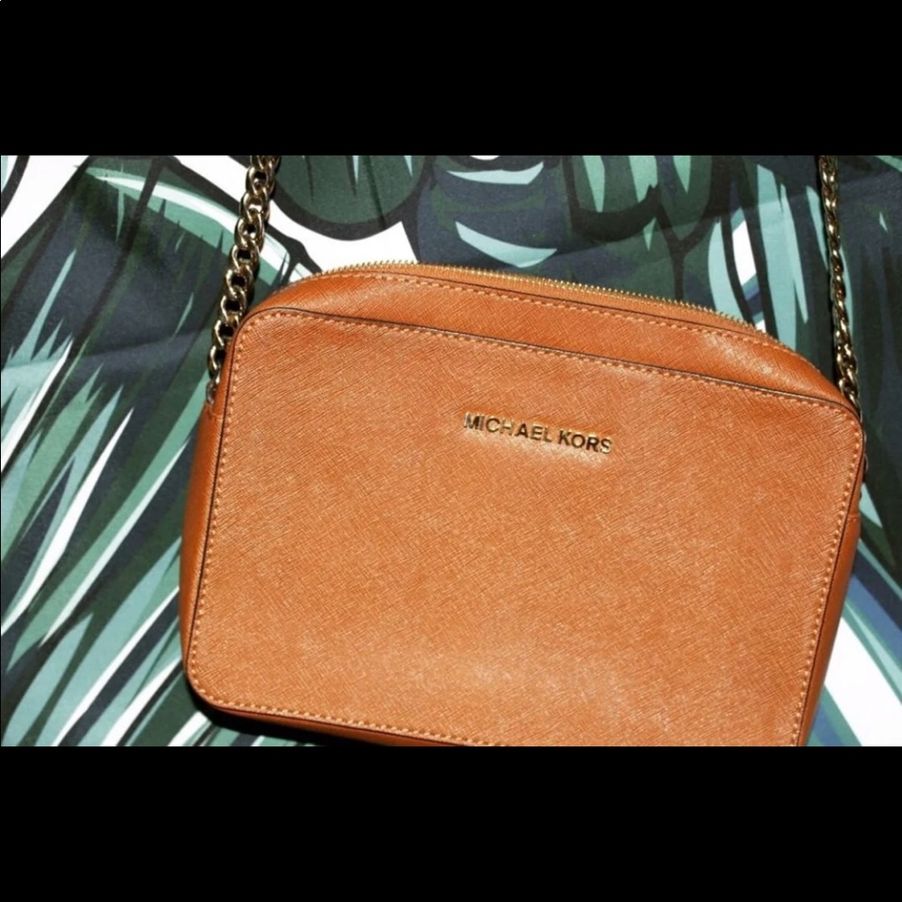Michael Kors purse